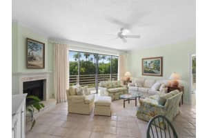 MLS# R10707366, Vero Beach, Florida 32963