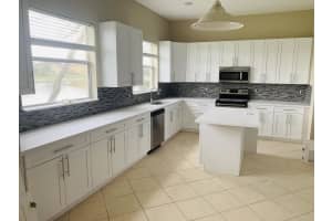 680 Triana St, West Palm Beach, FL 33413, Sold 05/18/21