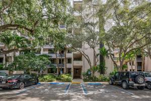 11370 12 Oaks Way, North Palm Beach, FL 33408, Sold 06/08/21