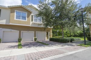 1561 SE Hampshire Way, Stuart, FL 34994, Sold 07/02/21