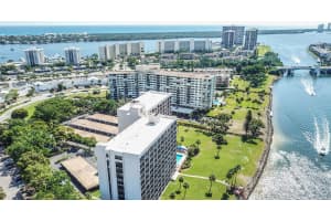 356 Golfview Rd, North Palm Beach, FL 33408, Sold 07/27/21