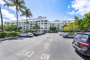 2840 S Ocean Blvd, Palm Beach, FL 33480, Sold 05/14/21