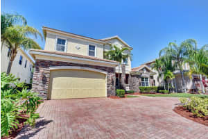 8525 Butler Greenwood Dr, Royal Palm Beach, FL 33411, Sold 06/03/21