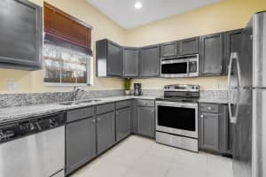 4307 Chalmers Ln, West Palm Beach, FL 33417, Sold 06/21/21