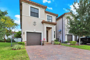 4821 NW 59th St, Tamarac, FL 33319, Sold 05/26/21