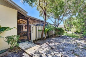 8035 Ambach Way, Hypoluxo, FL 33462, Sold 06/04/21