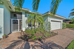 5025 Whispering Hollow, Palm Beach Gardens, FL 33418, Sold 05/24/21