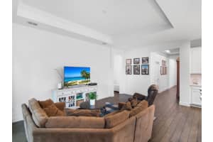 MLS# R10708281, Vero Beach, Florida 32966