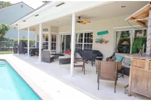 1018 Woodfield Cir, Palm Beach Gardens, FL 33418, Sold 07/15/21