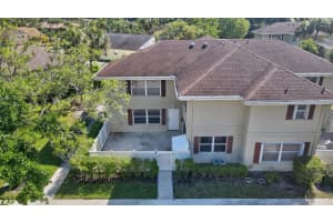 10 Amherst Ct, Royal Palm Beach, FL 33411, Sold 05/18/21
