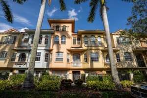 11776 Valencia Gardens Ave, Palm Beach Gardens, FL 33410, Sold 06/29/21