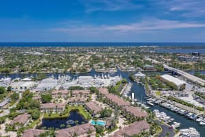 17 Marina Gardens Dr, Palm Beach Gardens, FL 33410, Sold 07/12/21
