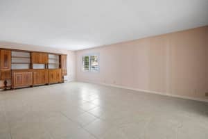 242 Seabreeze Cir, Jupiter, FL 33477, Sold 06/15/21