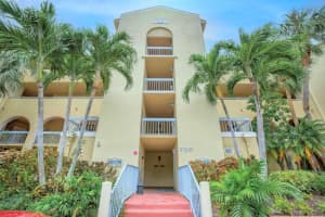 700 Uno Lago Dr, North Palm Beach, FL 33408, Sold 05/24/21