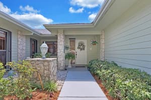 12813 SE Royal Troon Ct, Hobe Sound, FL 33455, Sold 06/07/21