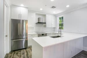 536 W Mallory Cir, Delray Beach, FL 33483, Sold 05/14/21