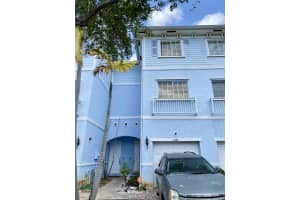 3539 NW 14th Ct, Lauderhill, FL 33311, Sold 12/08/21