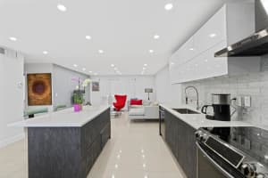 20 SE 13th St APT B7, Boca Raton, FL 33432, Sold 06/21/21