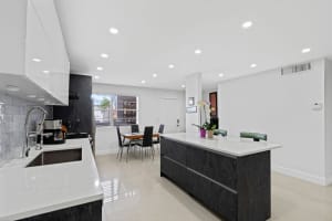 20 SE 13th St APT B7, Boca Raton, FL 33432, Sold 06/21/21