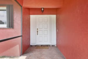 5373 Sandhurst Cir N, Lake Worth, FL 33463, Sold 07/07/21