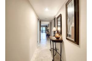 1036 US-1, North Palm Beach, FL 33408, Sold 06/29/21
