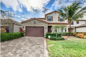 8852 Willow Cove Ln, Lake Worth, FL 33467, Sold 05/28/21