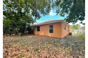 10385 Boynton Pl Cir, Boynton Beach, FL 33437, Sold 10/29/21