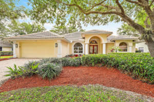 834 SW Lighthouse Dr, Palm City, FL 34990, Sold 05/28/21