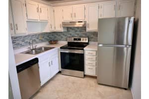 1225 NW 21st St, Stuart, FL 34994, Sold 07/09/21