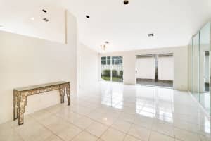 9068 Long Lake Palm Dr, Boca Raton, FL 33496, Sold 05/25/21