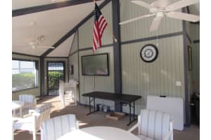 8291 SE Croft Cir, Hobe Sound, FL 33455, Sold 05/13/21