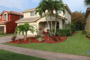 129 Sarona Cir, Royal Palm Beach, FL 33411, Sold 06/07/21