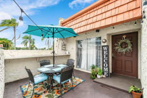 9735 Oakburst Ln A27, Tamarac, FL 33321, Sold 06/16/21