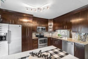 9735 Oakburst Ln A27, Tamarac, FL 33321, Sold 06/16/21