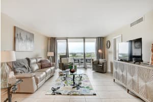 3589 S Ocean Blvd, South Palm Beach, FL 33480, Sold 07/07/21