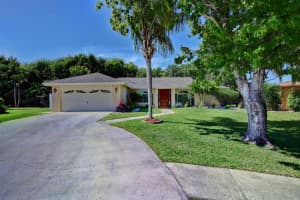 3 Oakwood Ct, Boynton Beach, FL 33426, Sold 06/01/21