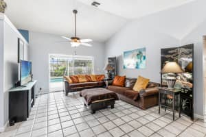 700 NW 10th Ct, Boynton Beach, FL 33426, Sold 10/08/21