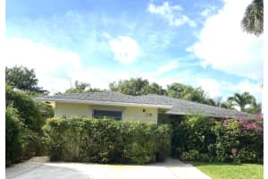 312 Monroe Dr, West Palm Beach, FL 33405, Sold 07/02/21