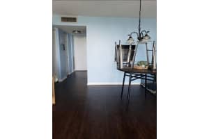 500 Executive Center Dr #5n, West Palm Beach, FL 33401, Sold 07/09/21