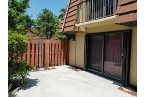 1440 N Lawnwood Cir #18b, Fort Pierce, FL 34950, Sold 06/04/21