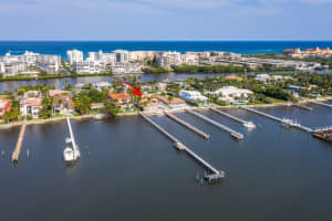 807 N Atlantic Dr, Lantana, FL 33462, Sold 04/15/22