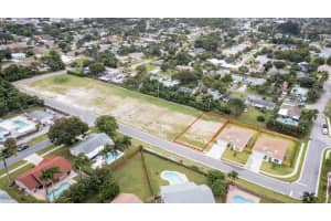 942 NW 9th Ave, Boynton Beach, FL 33426, Sold 12/03/21