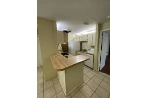 36 N Crossings Cir, Boynton Beach, FL 33435, Sold 05/27/21