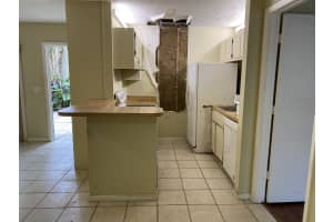 36 N Crossings Cir, Boynton Beach, FL 33435, Sold 05/27/21