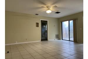 36 N Crossings Cir, Boynton Beach, FL 33435, Sold 05/27/21