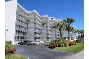 935 E Causeway Blvd, Vero Beach, FL 32963, Sold 05/18/21