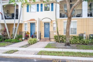 2879 S Oasis Dr, Boynton Beach, FL 33426, Sold 07/21/21