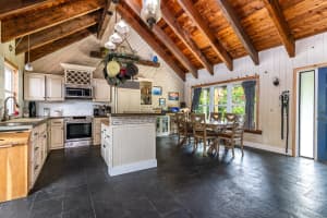 4785 Pinetree Dr, Lake Worth, FL 33463, Sold 06/11/21