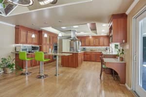 13790 SW 18th Ct, Davie, FL 33325, Sold 01/19/22