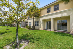 1107 Seminole Palms Dr, Lake Worth, FL 33463, Sold 06/04/21